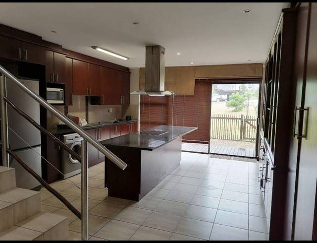 3 BEDROOM APARTMENT RENTED IN HUMEWOOD